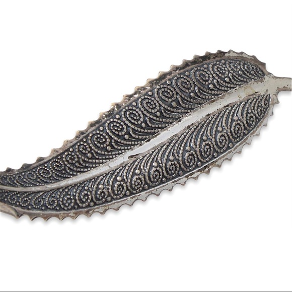 Vintage Beau Sterling Silver Leaf Brooch Intricate Milgrain Large Pin Beaucraft - Picture 2 of 5